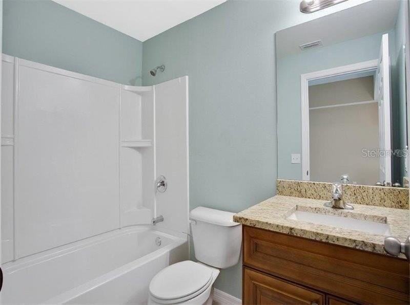 17121 Thompson Ave - Photo 6 of 19