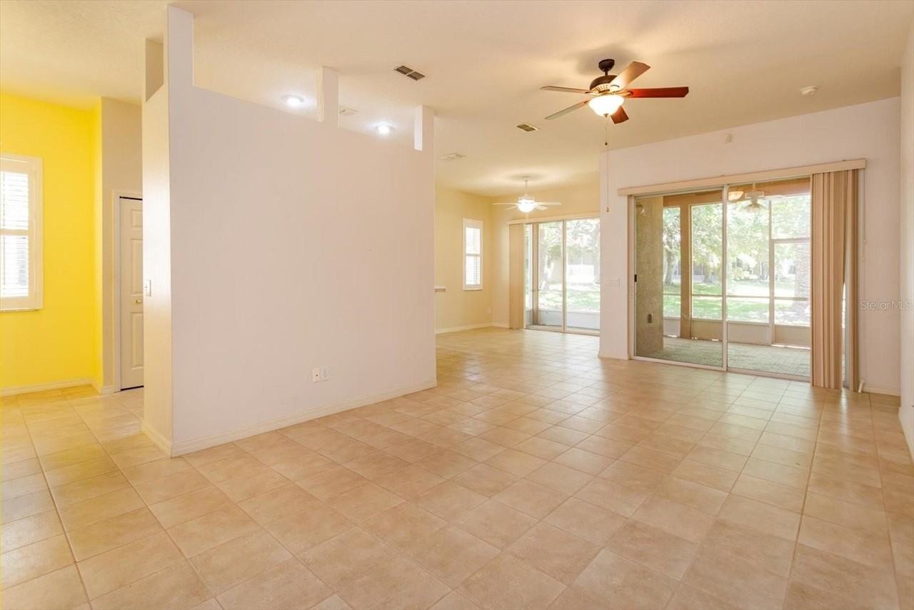 120 Crepe Myrtle Dr - Photo 2 of 28