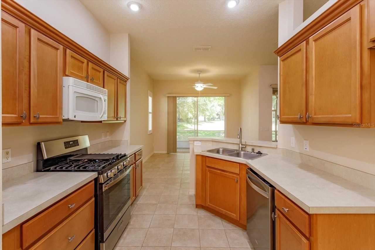 120 Crepe Myrtle Dr - Photo 5 of 28