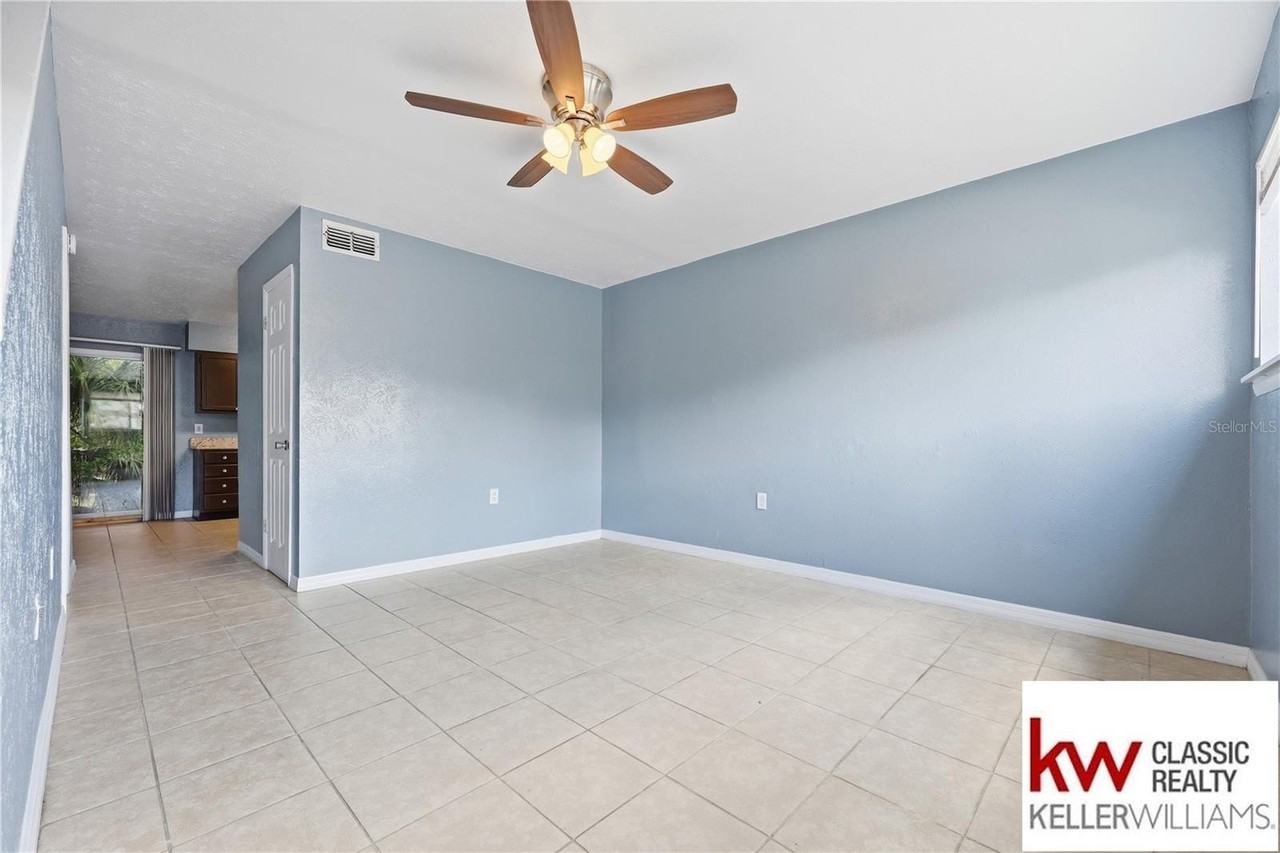 3918 Crayrich Cir #C2 - Photo 5 of 24