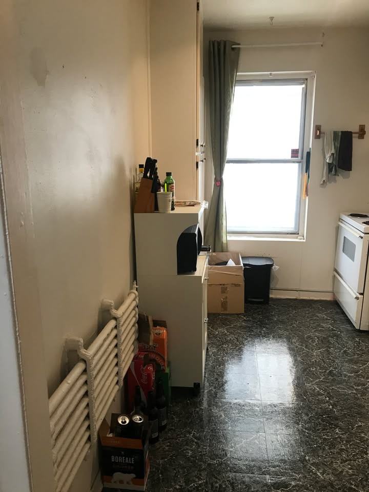 1455 Rue Chomedey, Montreal - Photo 6 of 12