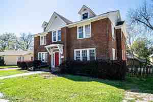 featured image of 803 N Congress St Apt D #Apt D