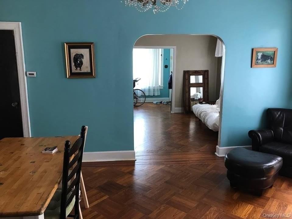 594 E 38th St - Photo 6 of 20