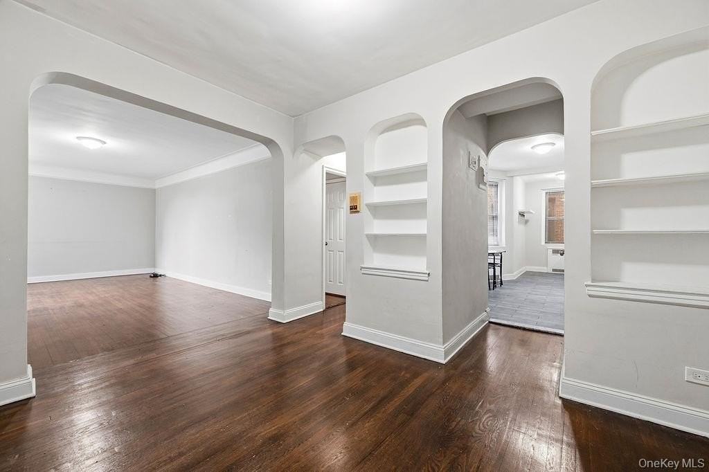 15501 90th Ave #3R - Photo 3 of 16