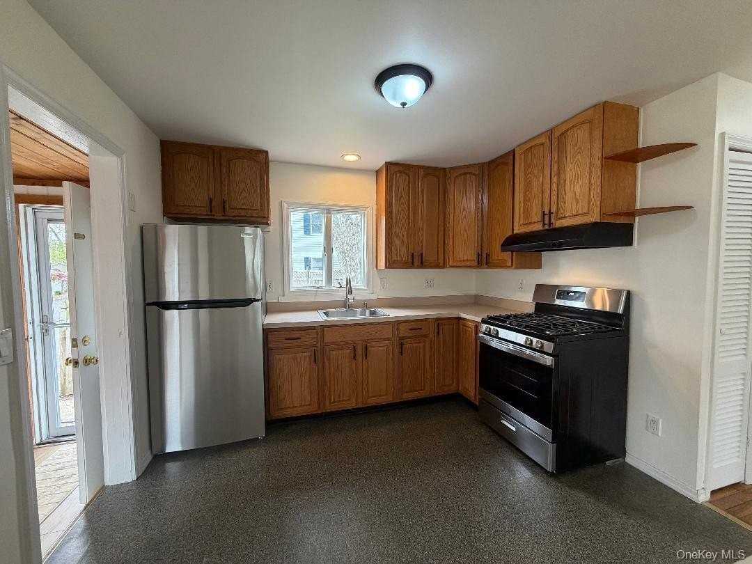 17 Eastover Rd - Photo 7 of 19