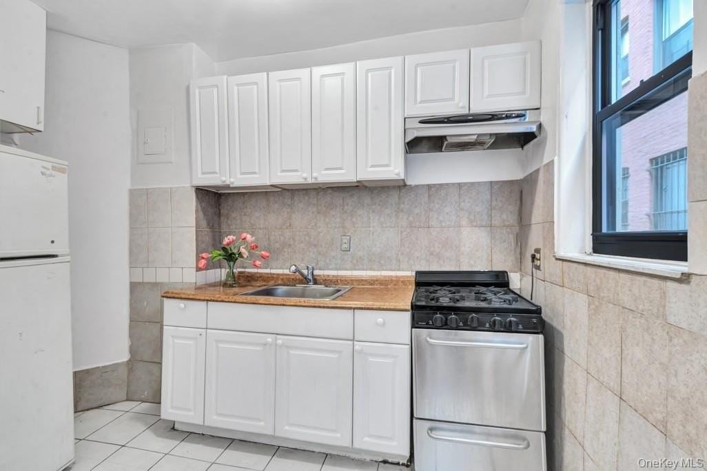 3438 34th St - Photo 3 of 5