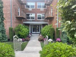 featured image of 111 S Centre Ave #1SS