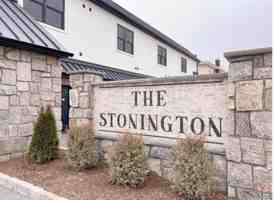 featured image of 78 Roslyn Rd #201