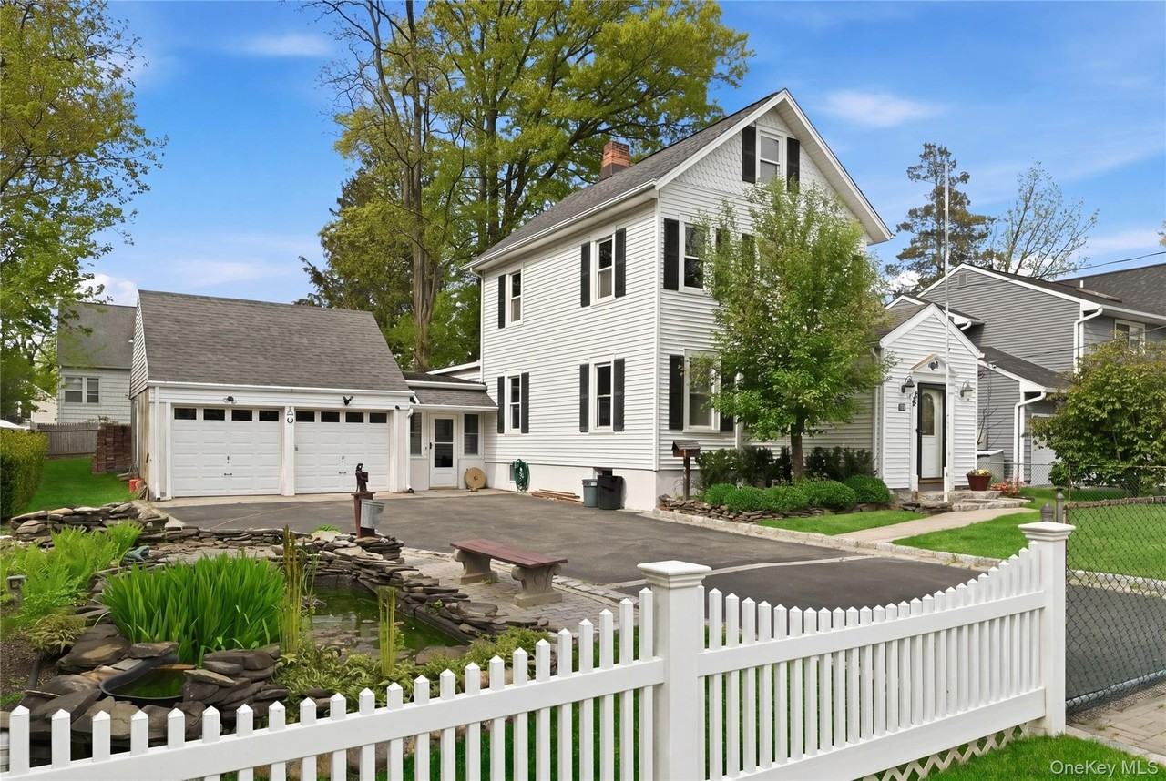 88 Coles St - Photo 2 of 31