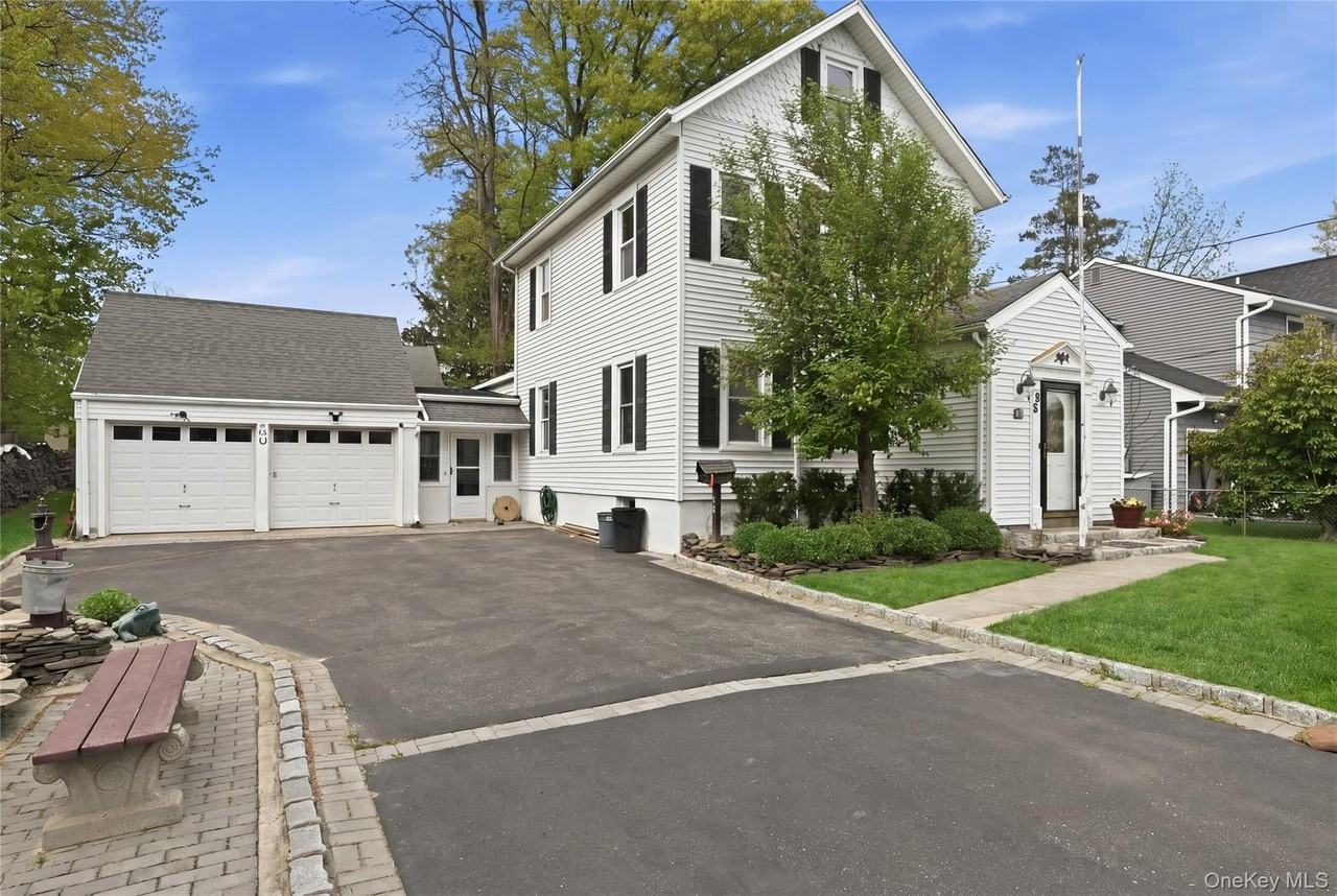 88 Coles St - Photo 4 of 31