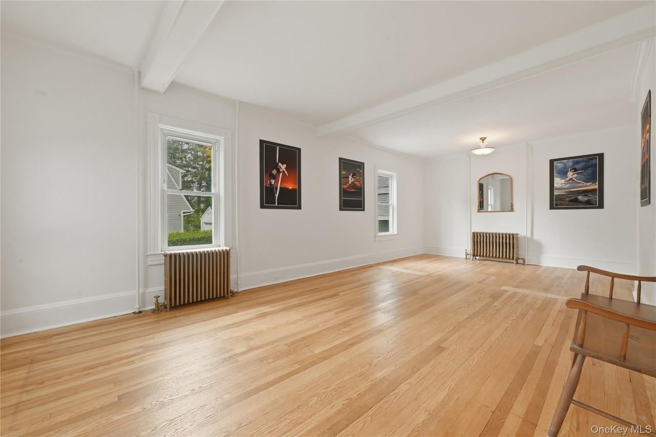 88 Coles St - Photo 7 of 31