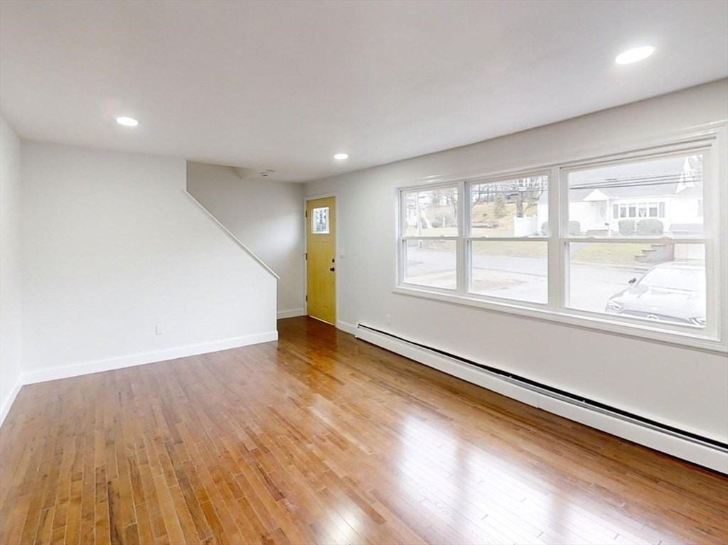 44 Willard St #44 - Photo 2 of 23