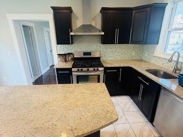 155 Cedar St #1 - Photo 3 of 13