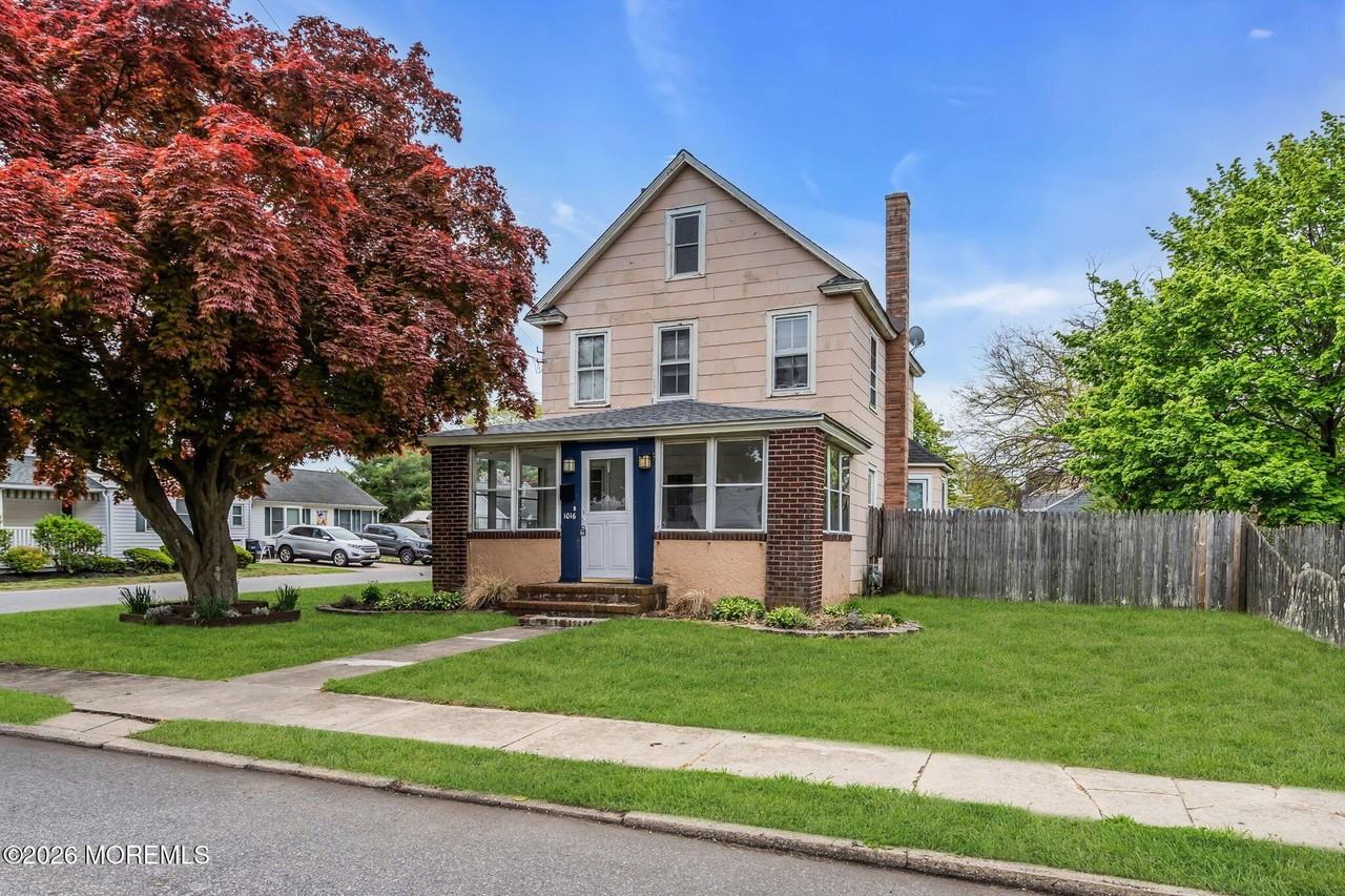 1016 Philadelphia Ave - Photo 2 of 25