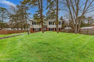 featured image of 202 Manahawkin Trl