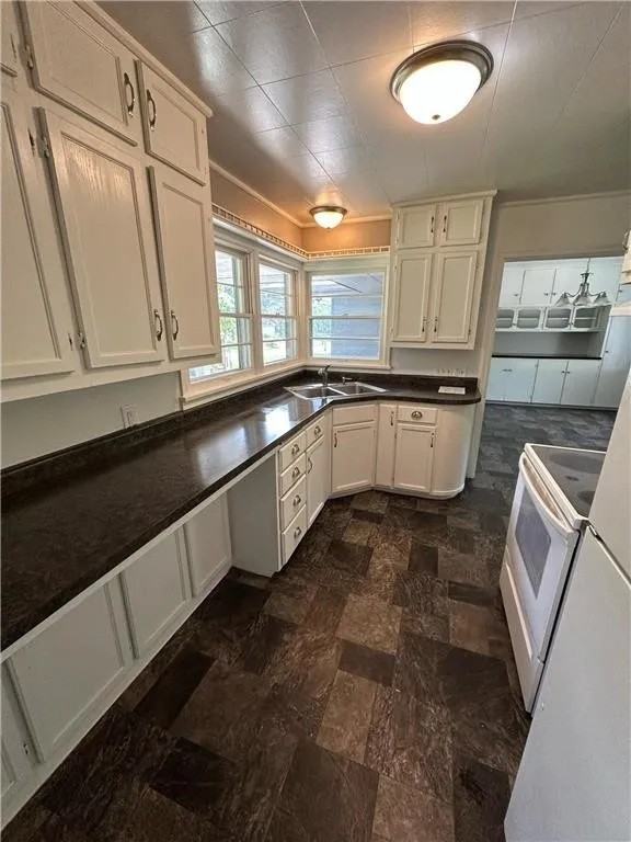 332 Pleasant Ave #1 - Photo 4 of 15