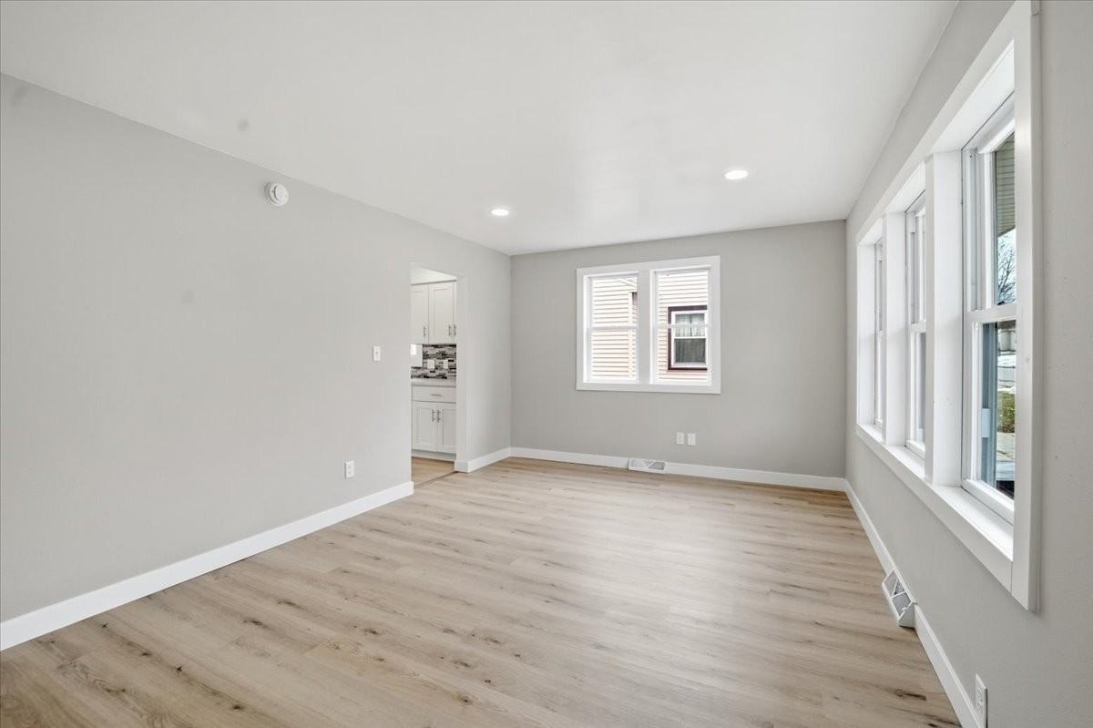 2622 Garden Ave #1 - Photo 5 of 28