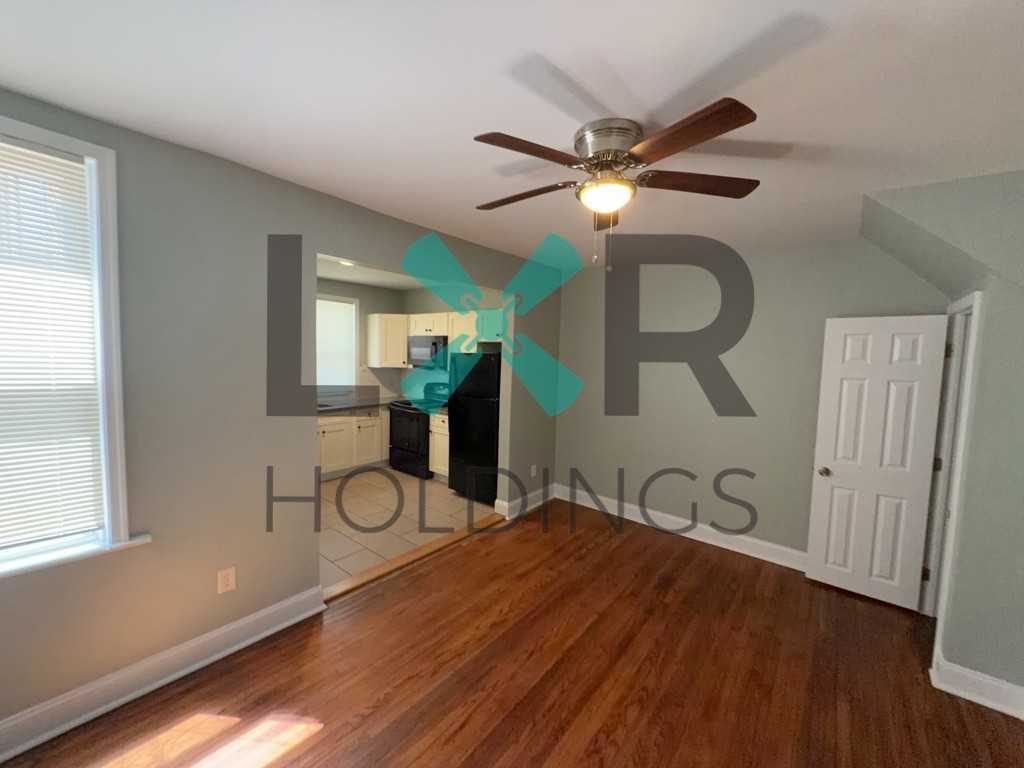 304 Berbro Street - Single Family - Photo 6 of 9