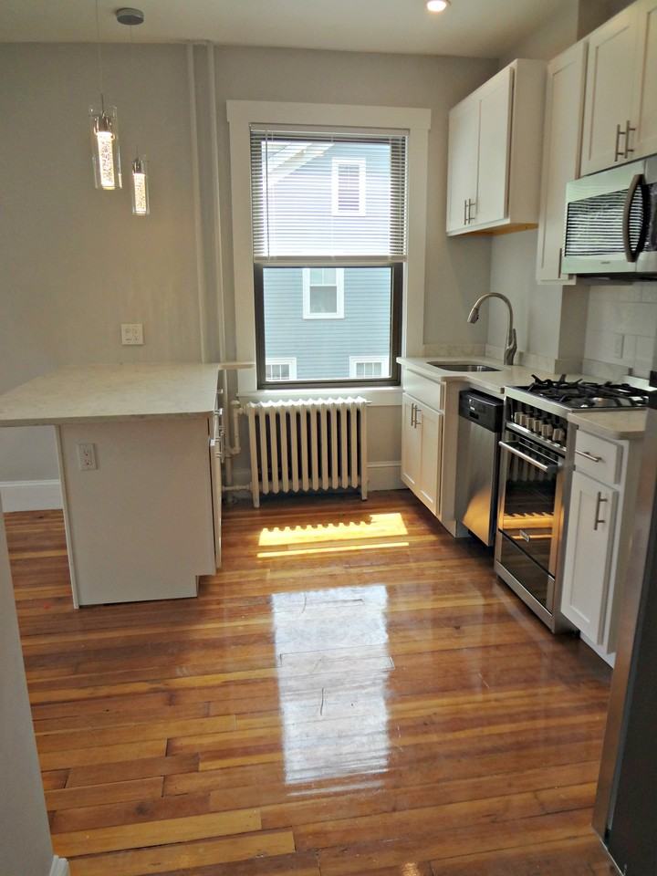 19 Seaverns Ave Apt 2f #19-2F - Photo 5 of 21
