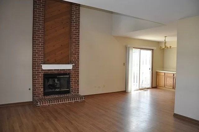 101 S Oakhurst Dr - Photo 3 of 8