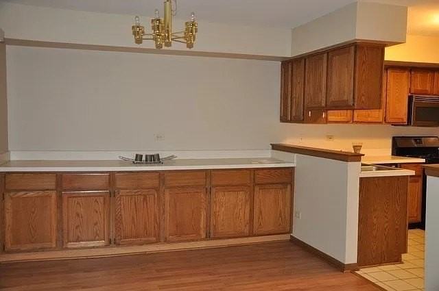 101 S Oakhurst Dr - Photo 5 of 8