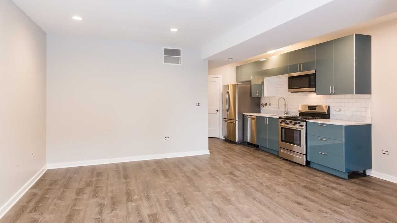 2852 N Albany Ave #1 - Photo 2 of 15