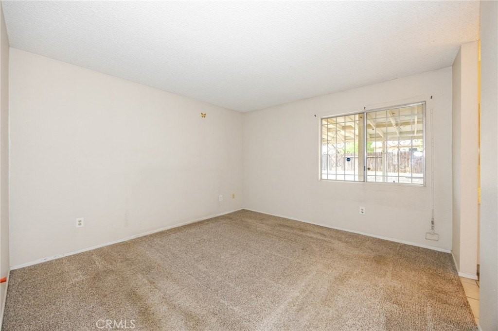 10415 Buckboard Cir - Photo 7 of 20