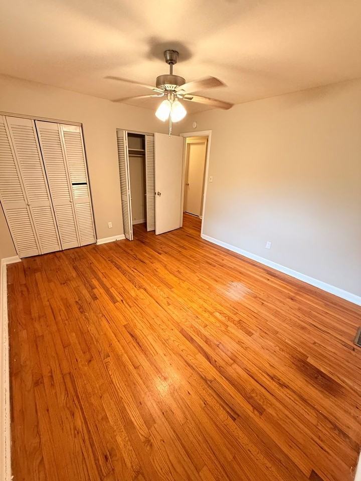 1606 Airport Dr - Photo 7 of 14