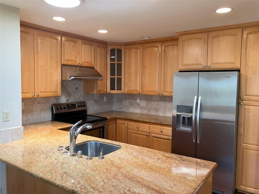 99 Hilltop Cir - Photo 2 of 19
