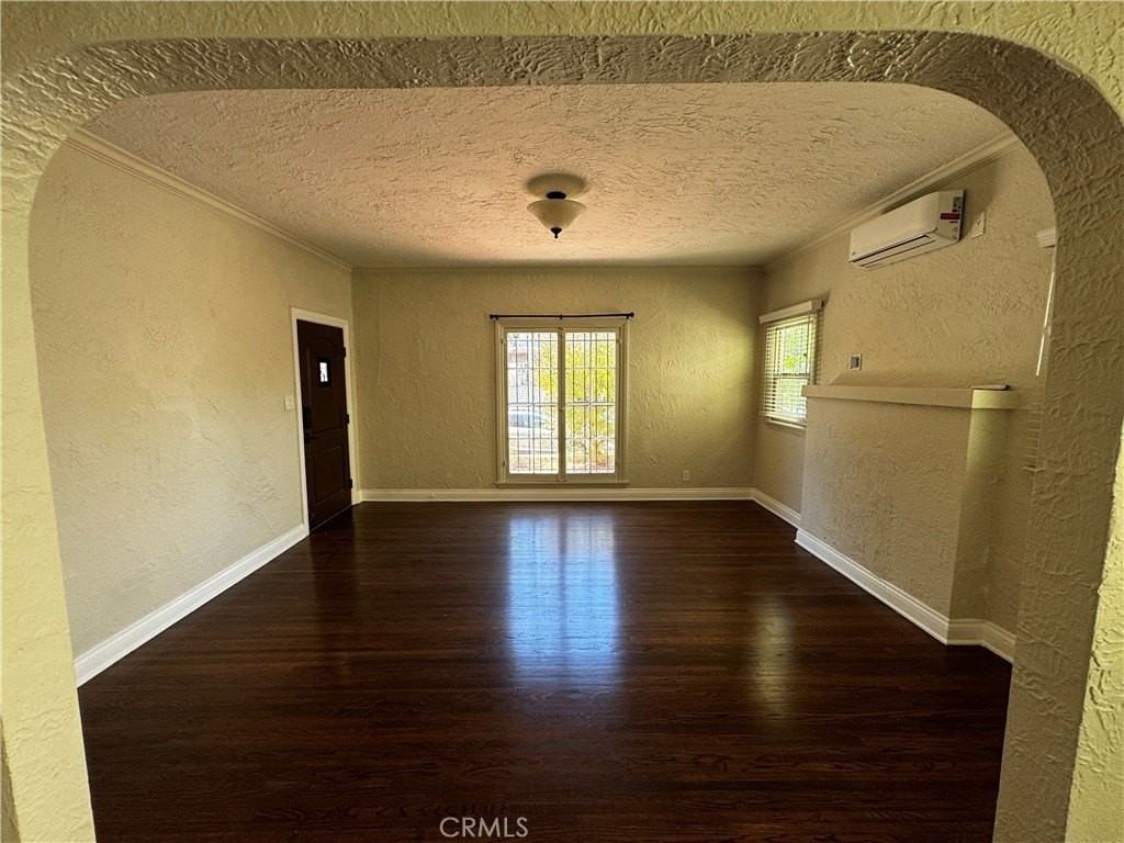 336 N Stanley Ave #338 - Photo 3 of 14