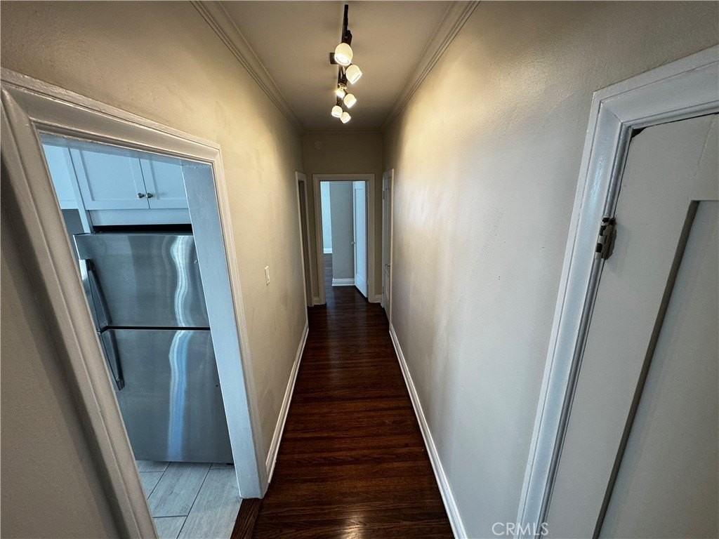 336 N Stanley Ave #338 - Photo 7 of 14
