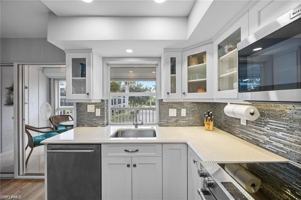 featured image of 1222 Gordon Dr #O15
