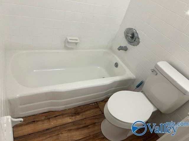 3502 Penny St Sw #B - Photo 7 of 10
