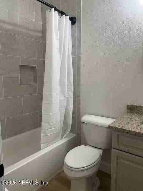 687 S Orange St - Photo 6 of 13