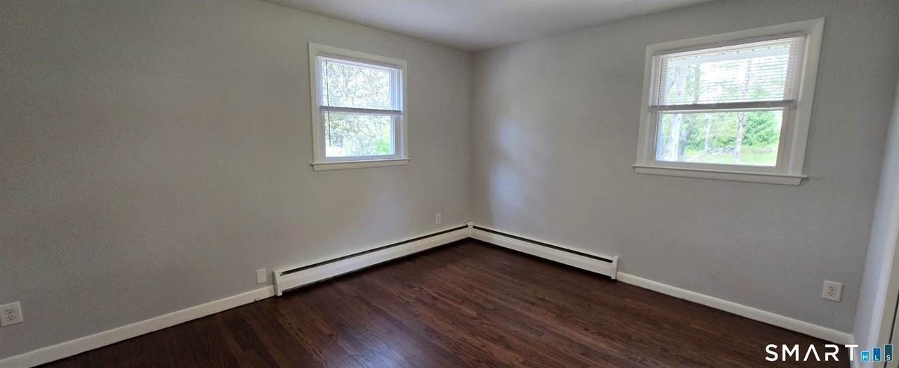63 Plum Tree Ln - Photo 7 of 20