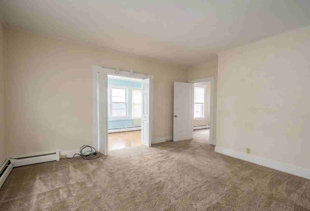 362 Main St #1 - Photo 5 of 9