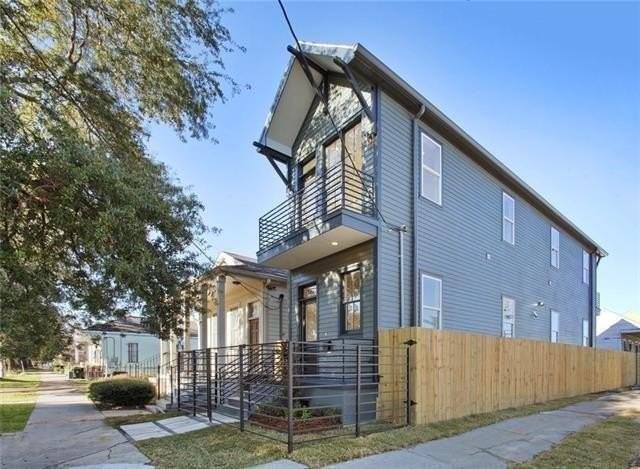 1801 Bienville St - Photo 2 of 15