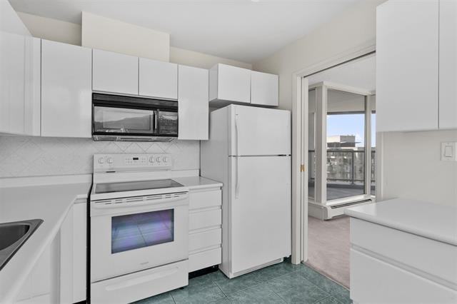 Lonsdale Ave & 2nd St W #2103 - Photo 7 of 15
