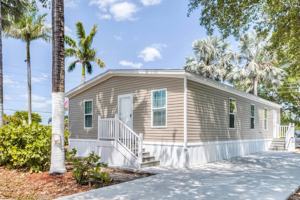 featured image of 305 W Buell Dr #50A