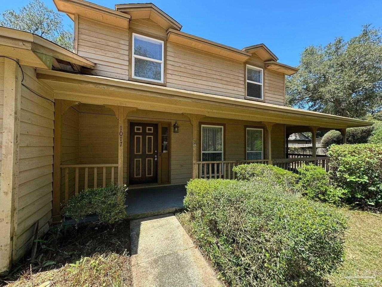 1017 Great Oaks Dr - Photo 2 of 23