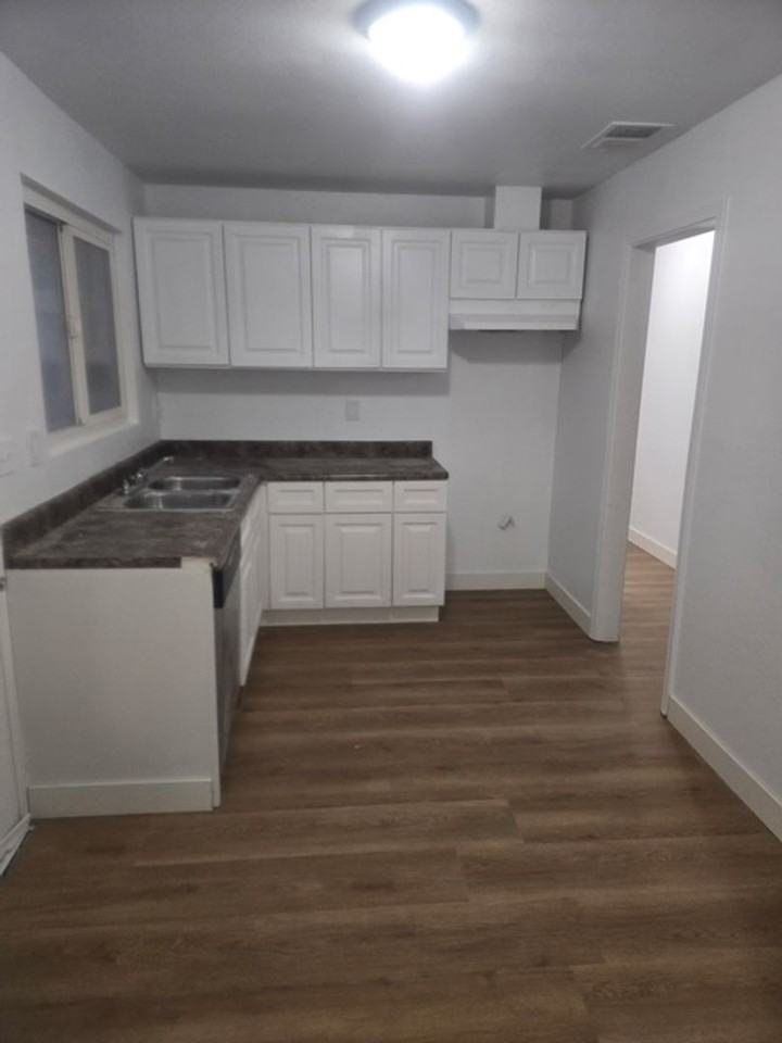 44258 4th St E - Photo 4 of 7