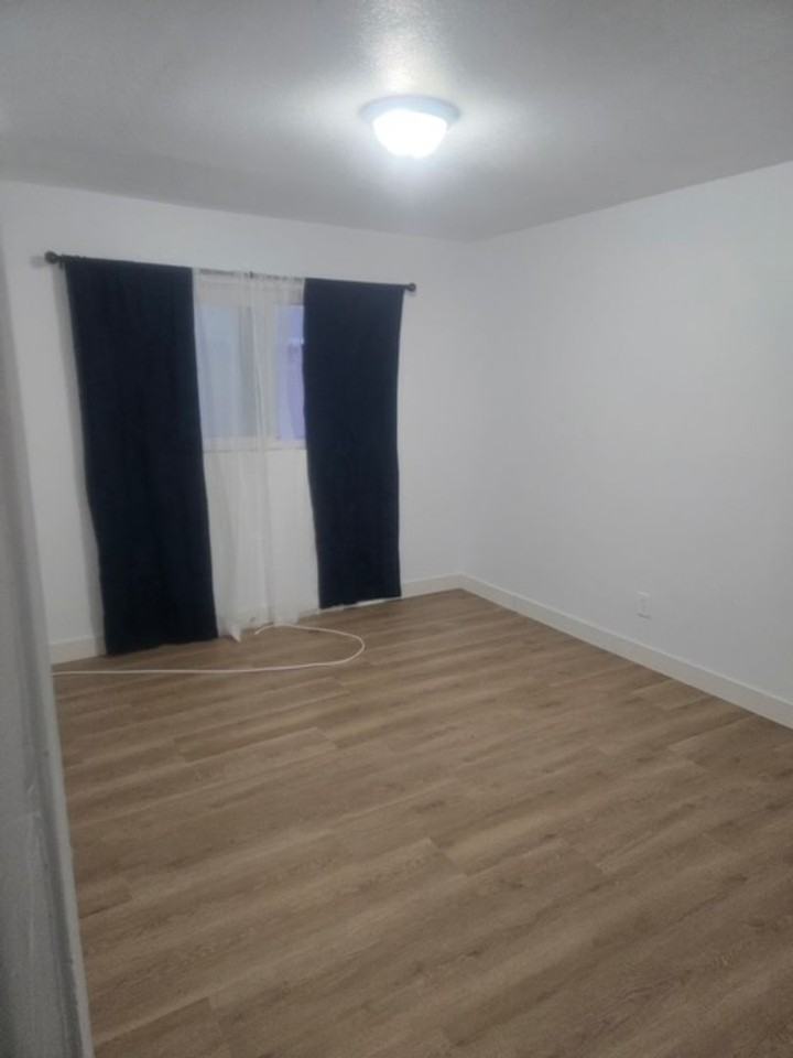 44258 4th St E - Photo 5 of 7
