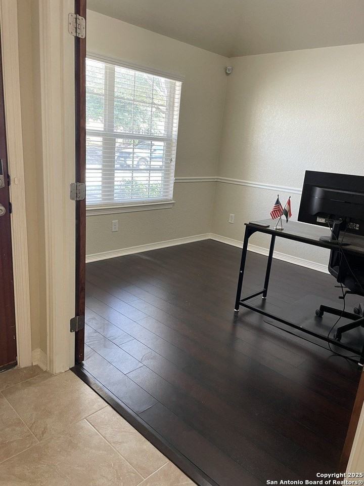 12134 Dawes Pt - Photo 4 of 21