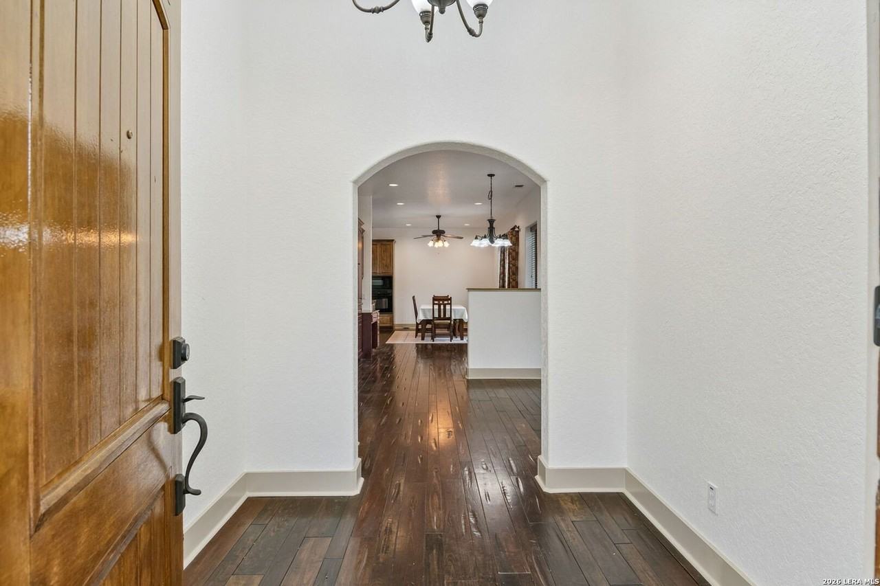 412 River Rd #201 - Photo 3 of 19