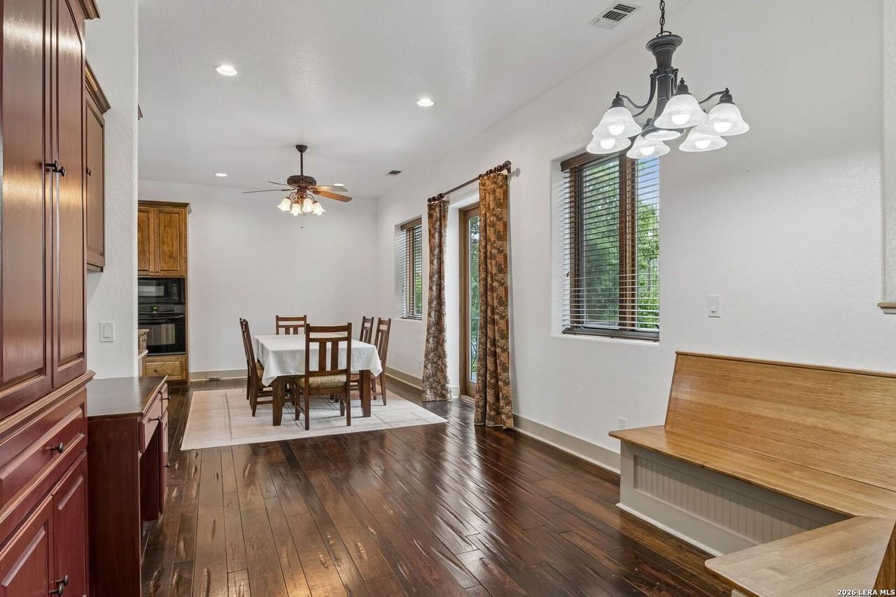 412 River Rd #201 - Photo 6 of 19