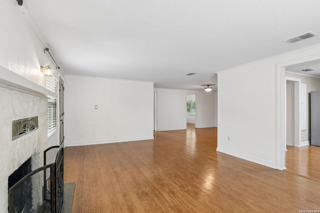 225 North St - Photo 6 of 25