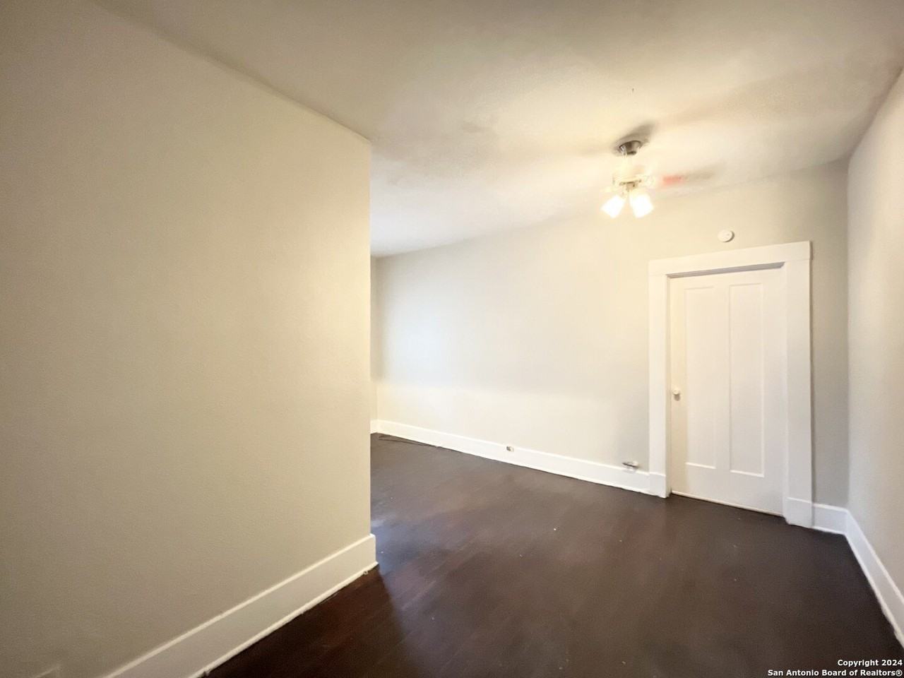 319 Army Blvd #8 - Photo 5 of 21