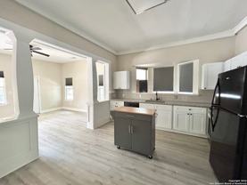 1135 W Ridgewood Ct - Photo 1 of 1