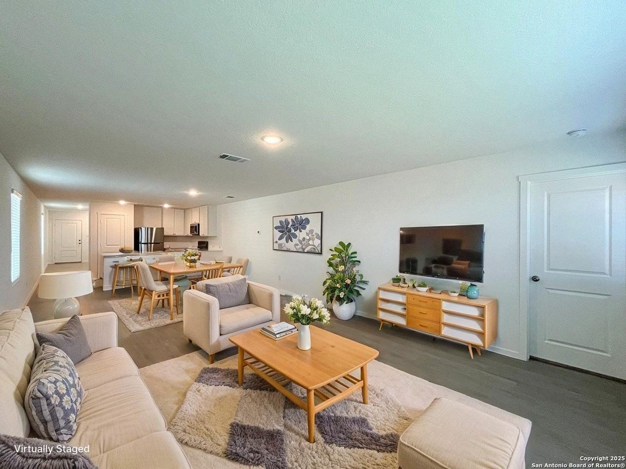 534 Chevre Rd - Photo 3 of 37