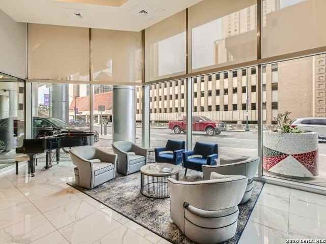610 E Market St #2702 - Photo 3 of 28